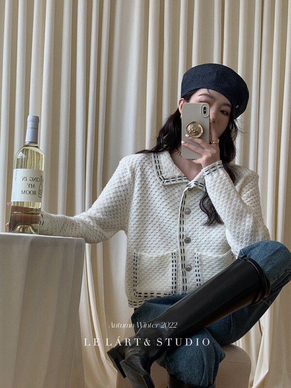 [LE LART] French Hepburn style small fragrance black and white contrast color lapel cardigan sweater knitted cardigan XZ372