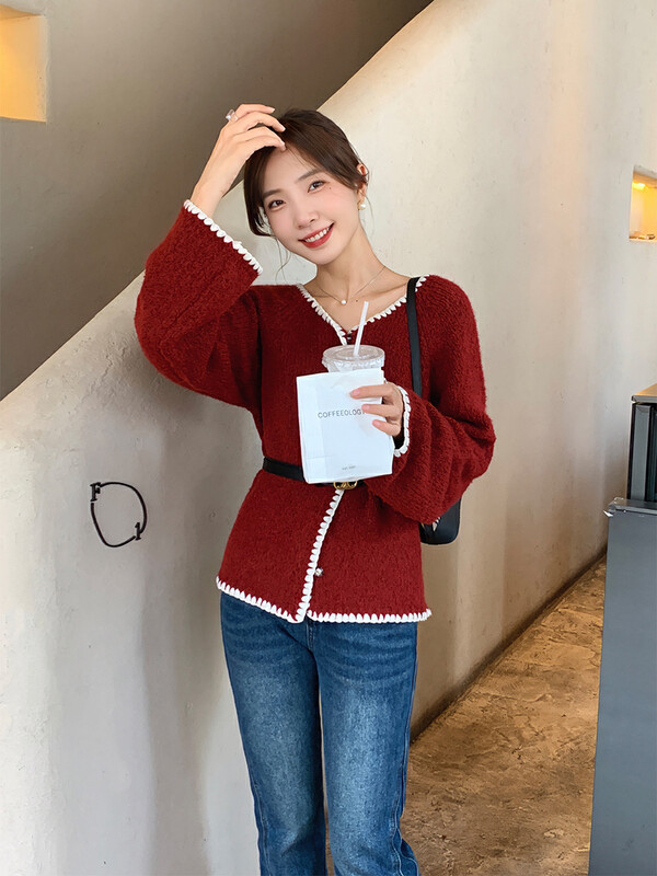 【NEW OPEN】Korean version of the Western style design feeling contrast color side buttoned warm sweater JM80629# ZXX