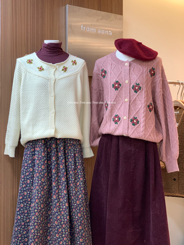【FROM ANNA】Simple Round Neck Single Breasted Warm Sweater 1254# LSW