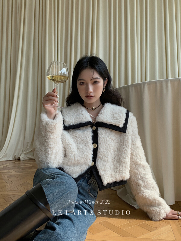 [LE LART] French Hepburn style small fragrance black and white color matching large lapel imitation fur coat fur LL3516