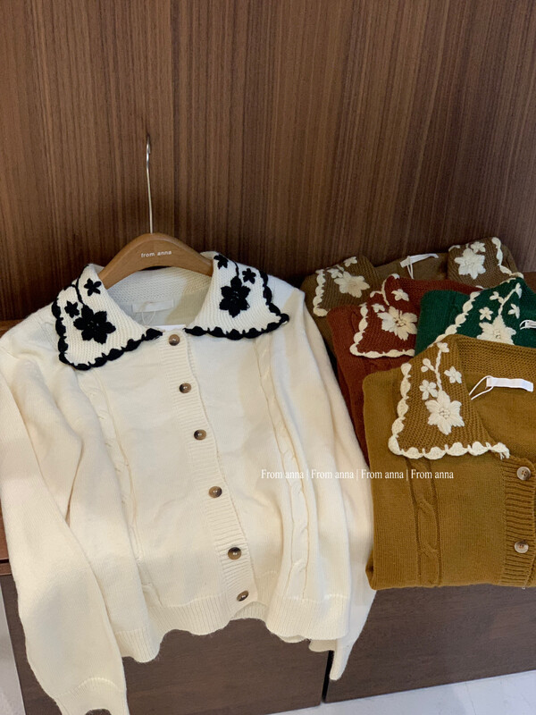 【FROM ANNA】Embroidered Retro Versatile Warm Sweater 1168# LSW
