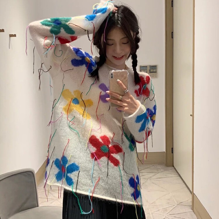 New in early autumn! [Yi Kaoru] Colorful fringed flower knitted sweater 0090# HYY
