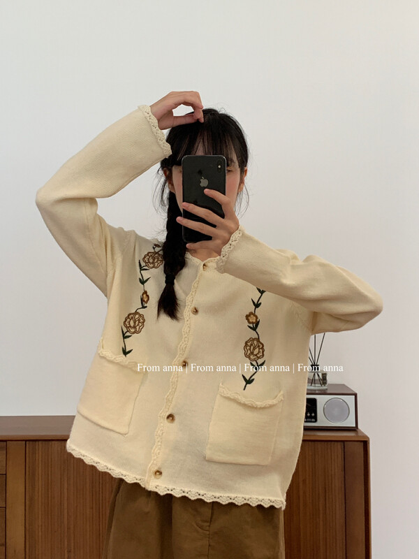 New Autumn!【FROM ANNA】Korean Embroidered Fashion All-match Warm Sweater (Sweaters Only) T3039# LSW