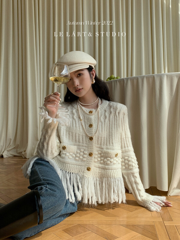【LE LART】French Hepburn Style Small Fragrance Gold Buckle Tassel Sweater Cardigan Jacket Knit Cardigan XZ375
