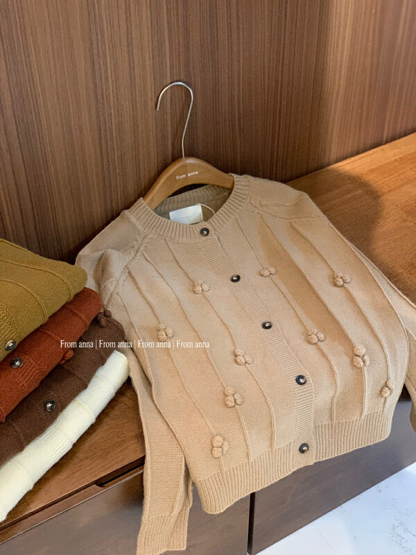 New in autumn! [FROM ANNA] Three-dimensional decorative casual breasted warm sweater aaa-9156# LSW