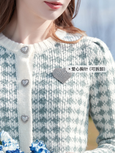 2022 spring new round neck short small cardigan houndstooth plaid love sweater knitted sweater coat women's fragrance style