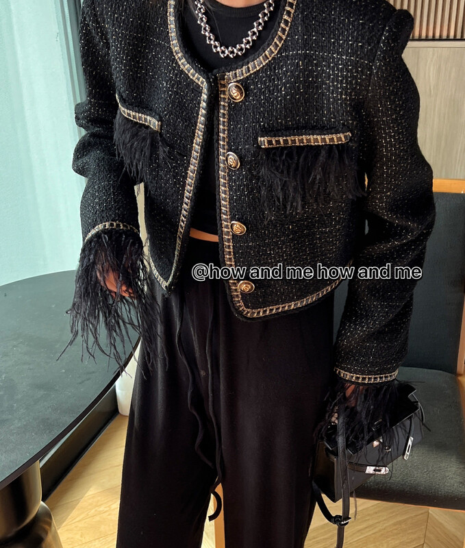 Original price 204.99! [ HOW AND ME Cheng Xi] Heavy industry feather stitching small fragrance coat short coat 5118