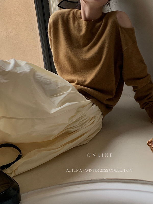 【ON LINE】Round Neck Pullover Off Shoulder Solid Color All-match Small Shirt With 100% Wool YS1-PA395