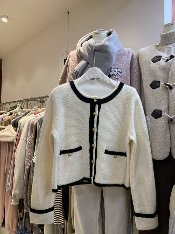 【LOVELY/SHMILY】Korean style small fragrance style contrast color knitted sweater sweater M0922