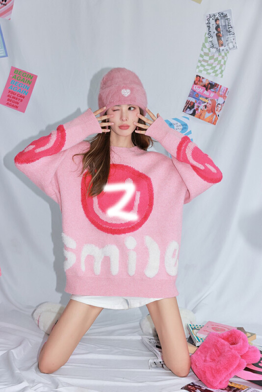 [Ouzhengsha] Contrast color letter round neck loose warm sweater 19601# JJ