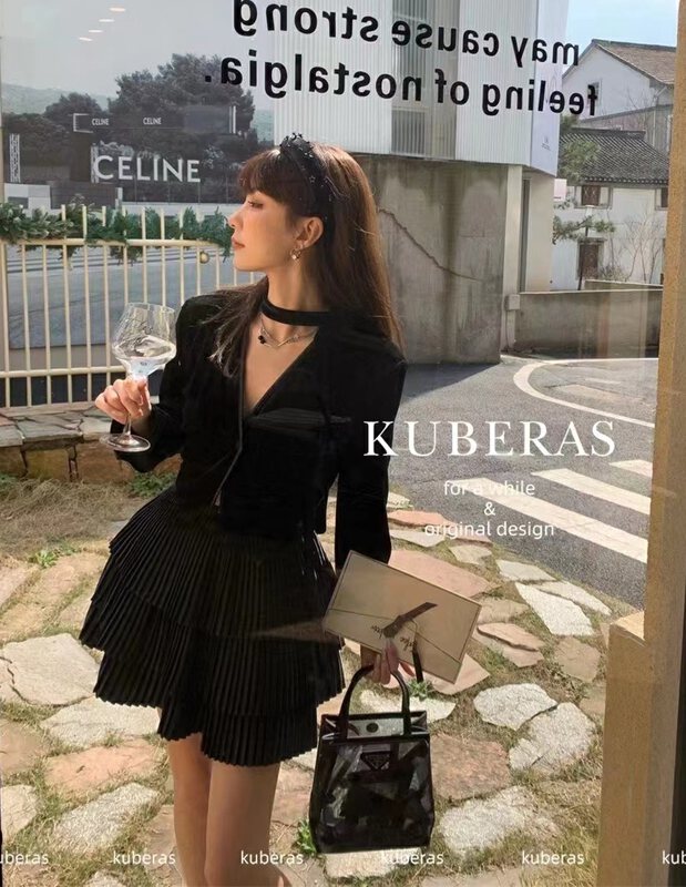 [LINNA] Round neck slim and versatile lace-up shirt (without brooch) 6972# JJ