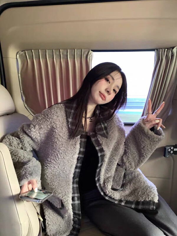 Original price 108.99! [Ouzhengsha] Contrast color plaid stitching fake two-piece plush thermal cotton jacket 19275# JJ