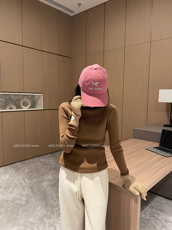 [MISS ZI] All-purpose versatile autumn and winter color bottoming shirt rabbit velvet core-spun yarn soft and comfortable 3529