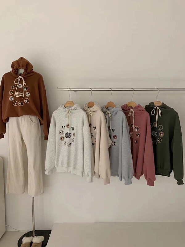 [LOVELY/SHMILY] Korean version of cartoon Mickey print all-match loose and thickened silver fox velvet hooded sweater Z1759