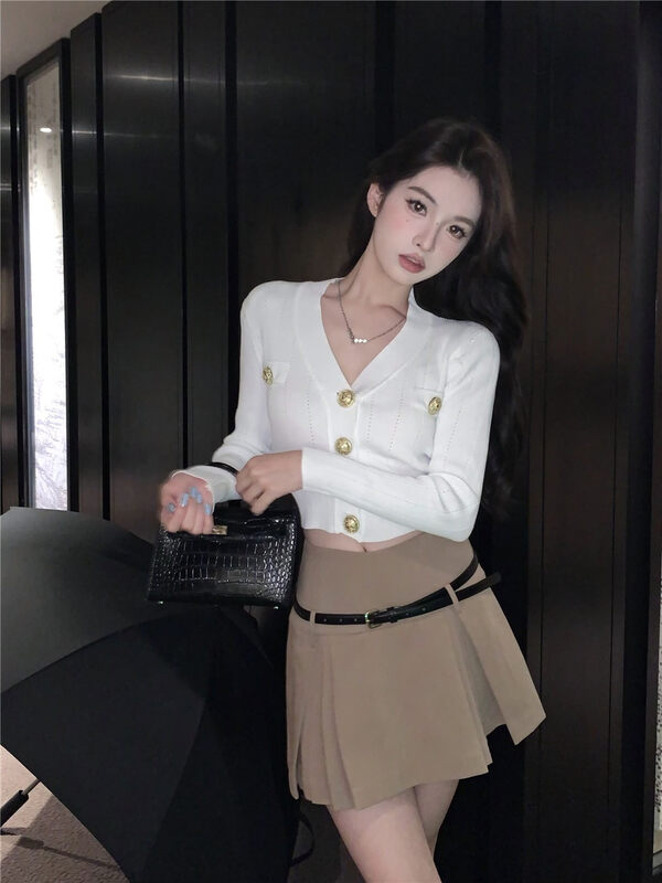 [LINNA] Textured Metal Breasted Slim Fit Shoulder Pad Short Knit Cardigan 82943# JJ