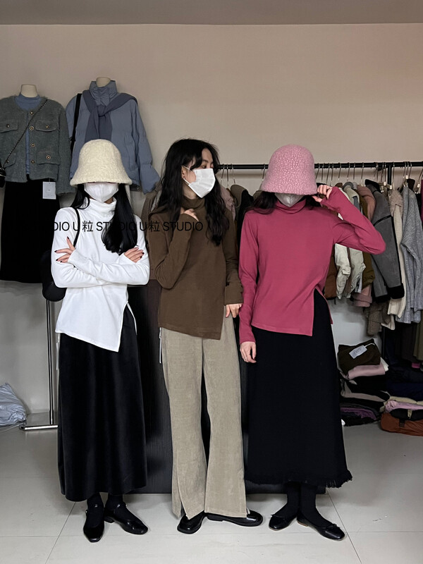 【U grain】Korean version all-match soft waxy waxy side slit thickened bottoming shirt 8227# FHX