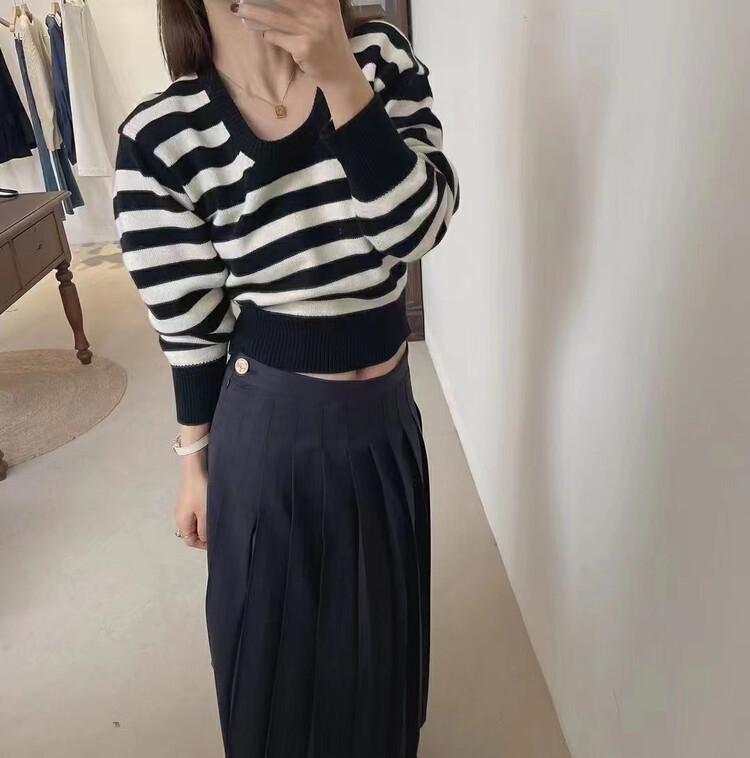 【ON LINE】100% wool u-neck contrast solid color all-match Korean sweater with 100 wool PA586