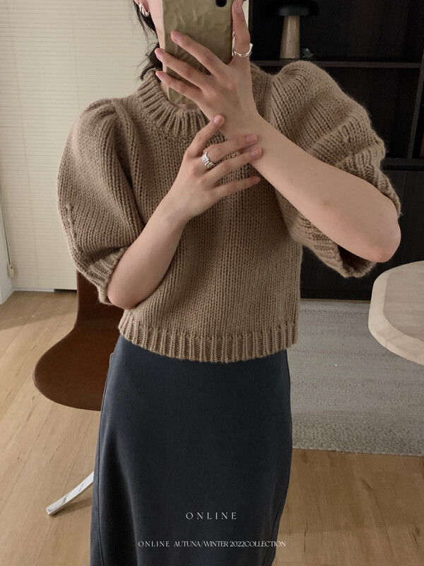 Original price 135.23! [ON LINE] Thick 100% wool palace style puff sleeves mid-sleeve round neck sweater P520
