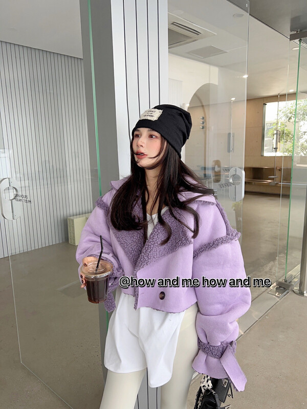 【 HOW AND ME Cheng Xi 】Korean version of fashion motorcycle jacket fur one grain plush short short outer jacket (with cuff) 5200# CQW