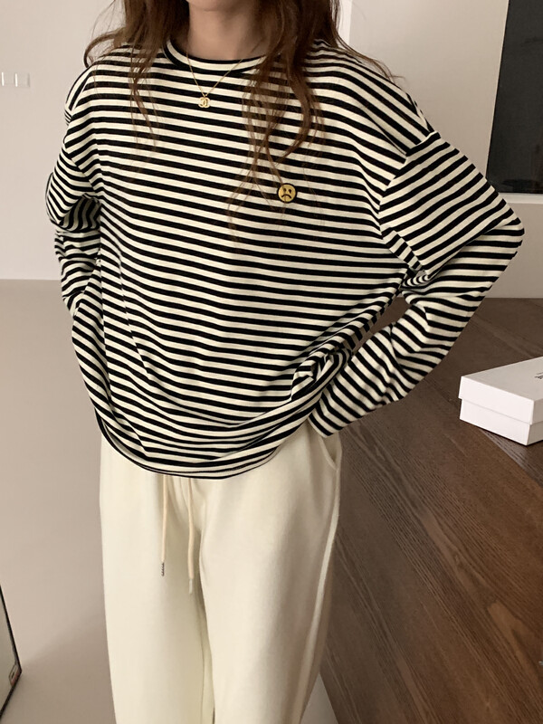 [LOVELY/SHMILY] round neck all-match striped smiley embroidered pattern T-shirt long-sleeved T-shirt z1712