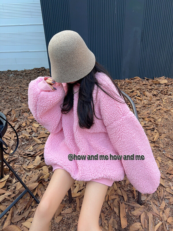 [ HOW AND ME Cheng Xi ] Korean version of the basic simple loose particle plush thickened sweater sweater 5210