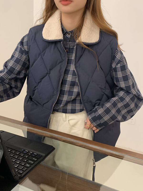 【LOVELY/SHMILY】Korean Plush Collar Rhombus Vest Padded Clothes S2356