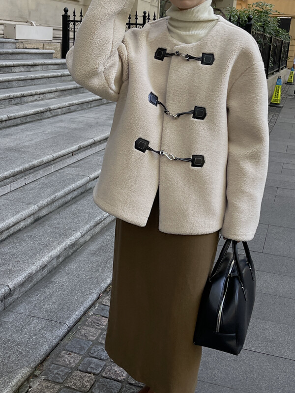 [ON LINE] Korean standard Korean version round neck metal hook buckle soft fur short coat 7239
