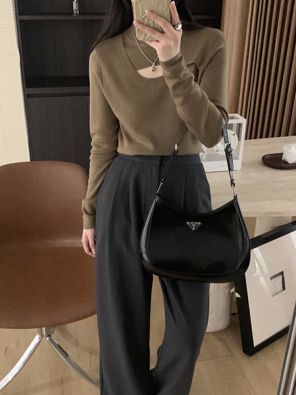 [ON LINE] Hollow out and careful machine design sense niche skin-friendly and comfortable knitted sweater with 10 wool 99631