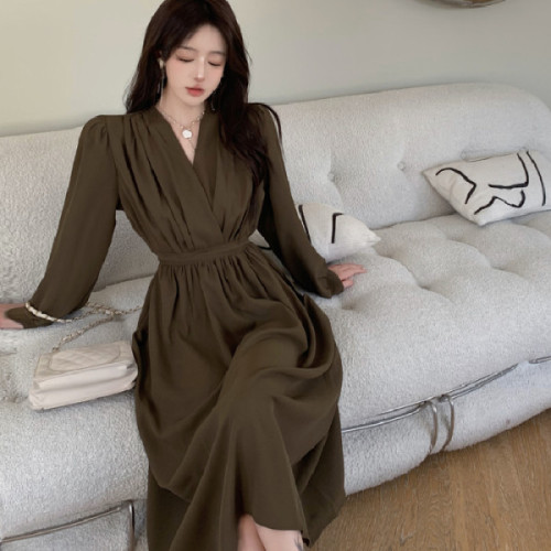 Autumn dress female high-end temperament goddess Fan French fake two-piece color matching long-sleeved mid-length princess skirt