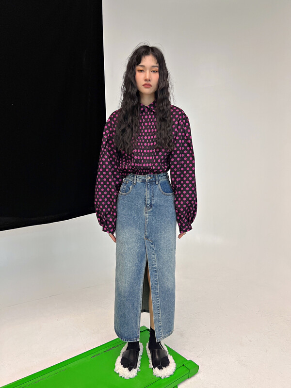 New in autumn! [D.TWO D2] Polka Dot Fashion Shirt 2321608# ZXL