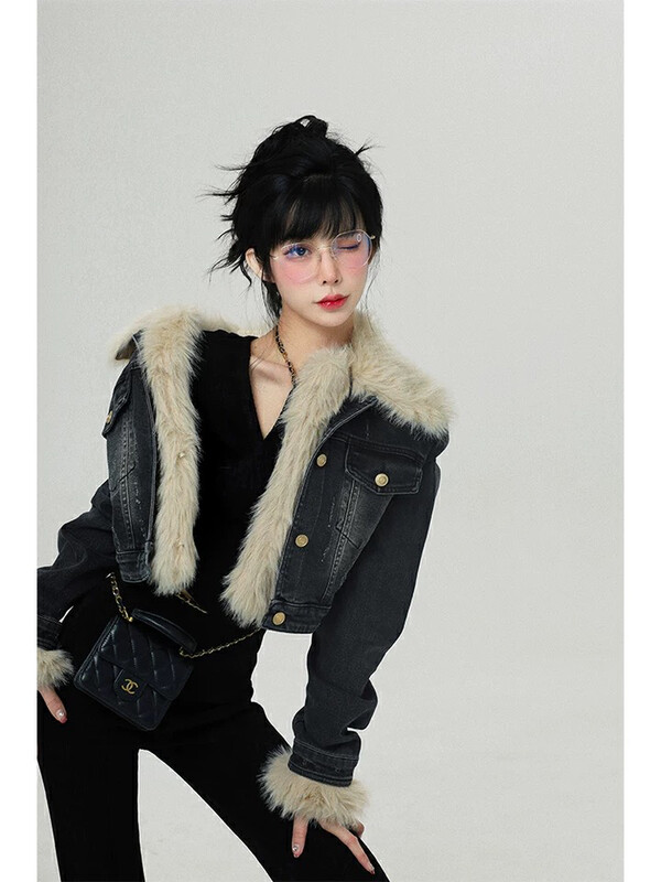 [L.L STUDIO] Versatile stitching denim quilted short jacket (with faux fox fur detachable) 78448# PCZ
