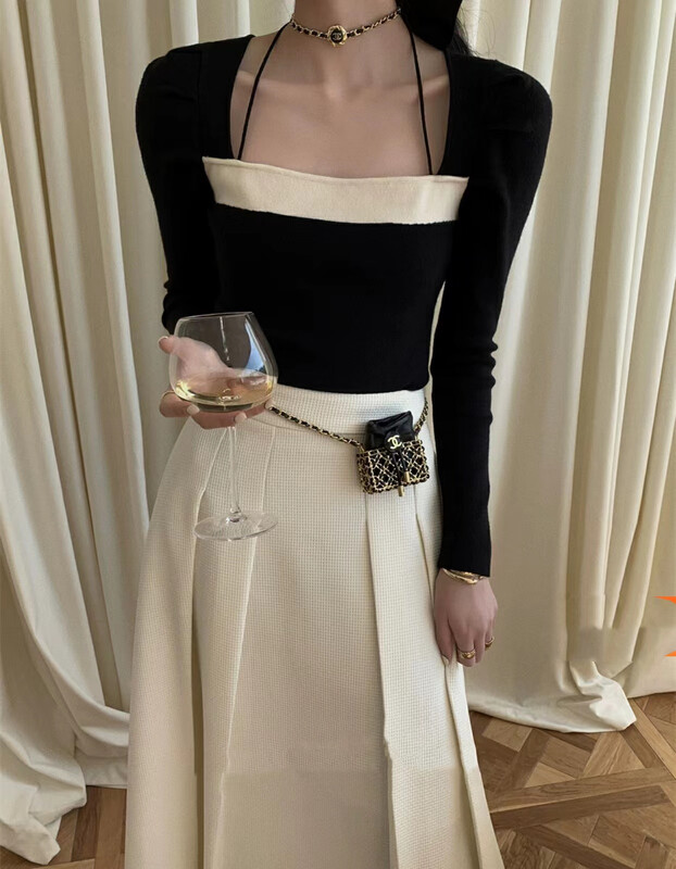 [Fan Fan] 2022 winter new Korean version design sense halter neck self-cultivation French temperament contrast color sweater women's bottoming sweater 10128# CL