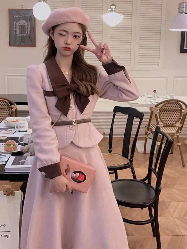 【L.L STUDIO】 French retro milk short coat + hip wrap slim skirt suit (with belt, detachable bow) 78491# PCZ