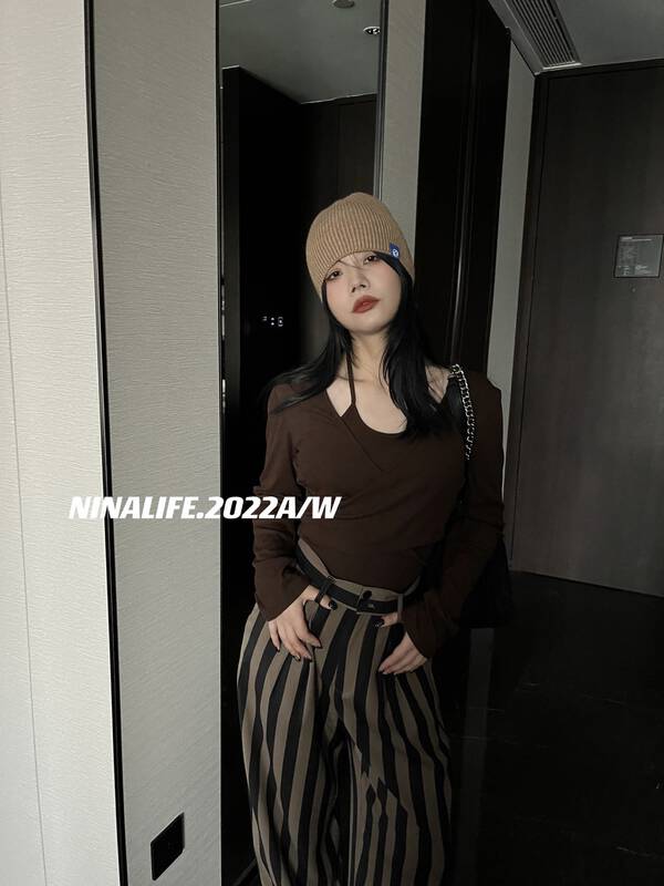 New in early autumn! [NINA LIFE] fake two-piece slimming long-sleeved T-shirt 6203# ZXL