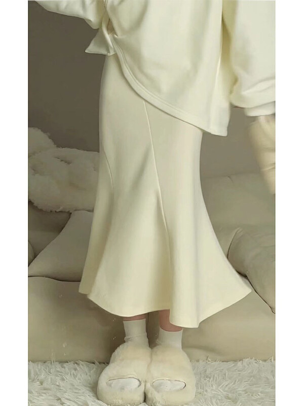 【L.L STUDIO】Simple solid color fishtail skirt 78362# PCZ