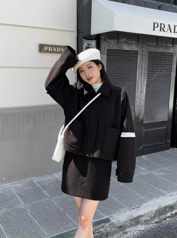 【NEIHE】Contrast color long sleeve zipper loose short coat woolen top short coat 6295# JHY