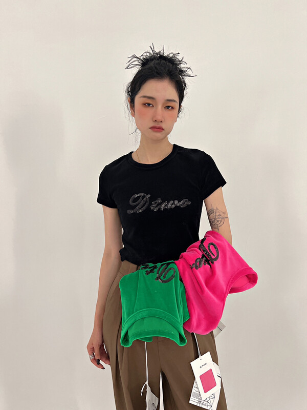 New in autumn! [D.TWO D2] round neck letter sequined short-sleeved T-shirt 2321382# ZXL