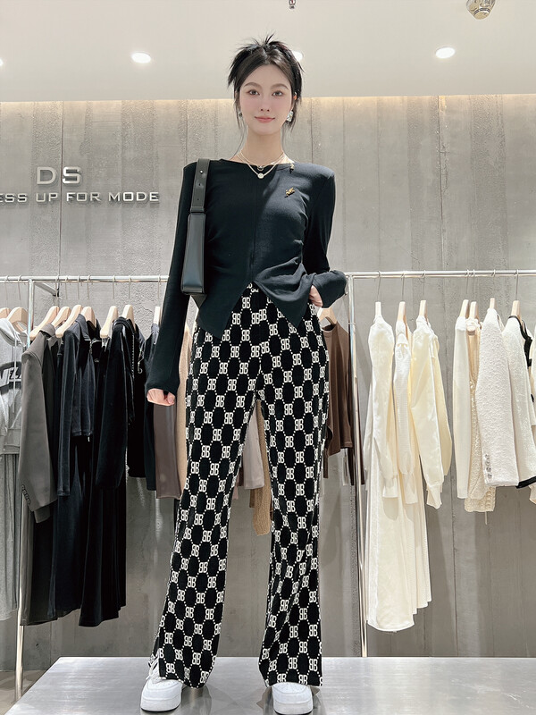 New in winter! [DS] high waist velvet letter side slit casual pants 52170# JHY
