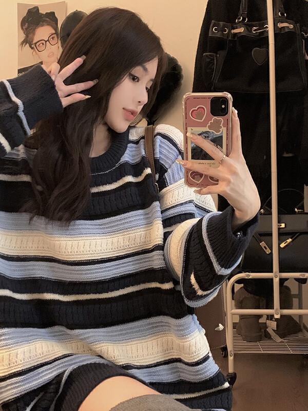 【L.L STUDIO】Contrast color striped loose round neck sweater 78376# PCZ