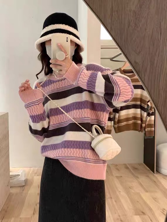 【SUSAN】Striped Color Contrast Round Neck Warm Sweater 82552# LSW