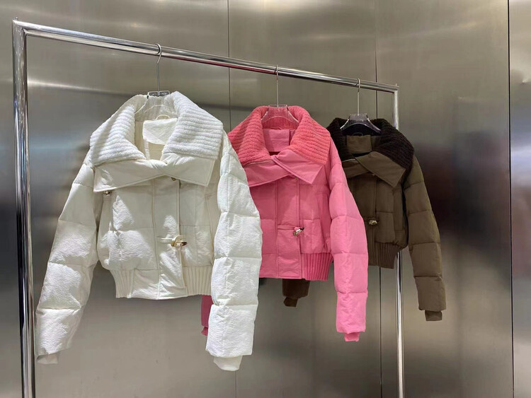 【DS】Short horn buckle large lapel thermal padded jacket 99403# JHY
