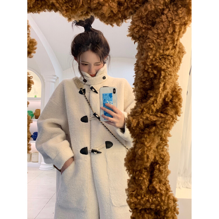 【L.L STUDIO】Premium warm horn buckle imitation lamb fur coat 78437# PCZ