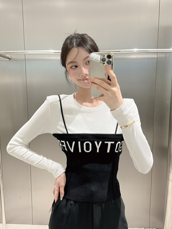 New in autumn! [DS] fake two-piece pullover long-sleeved sweater 68131D# JHY
