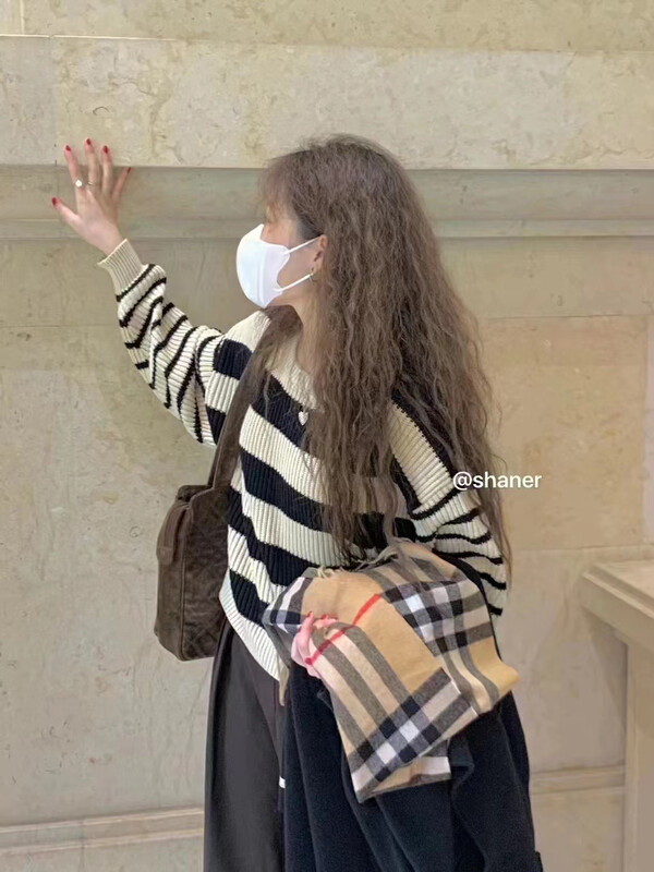 【SUSAN】Korean Style Contrast Stripe Warm Sweater 82321# LSW