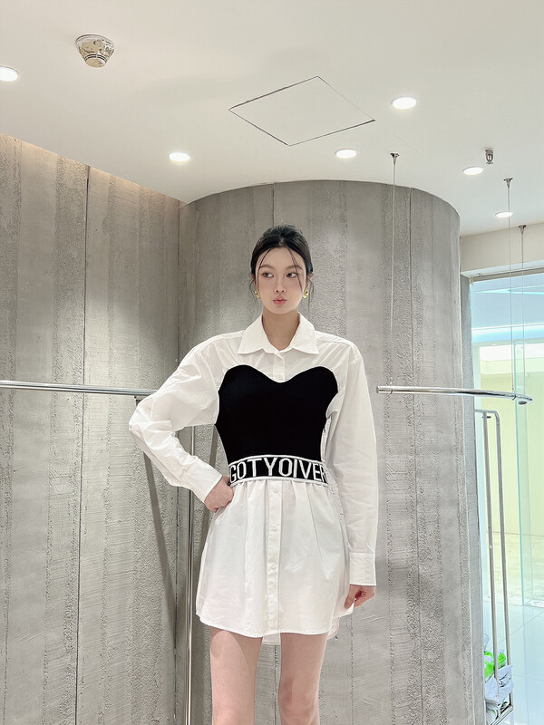 New in autumn! [DS] niche design curvy bead letter waist shirt dress 52128D# JHY
