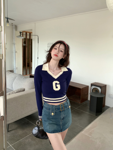 2022 autumn new American retro college style short pullover with net red top slim knitted sweater women