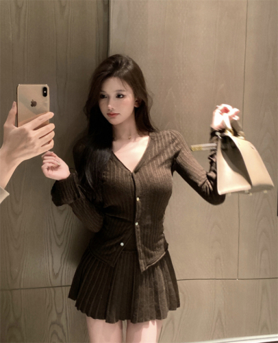 Real price real price sweet and spicy temperament solid color knit + waist sexy skirt