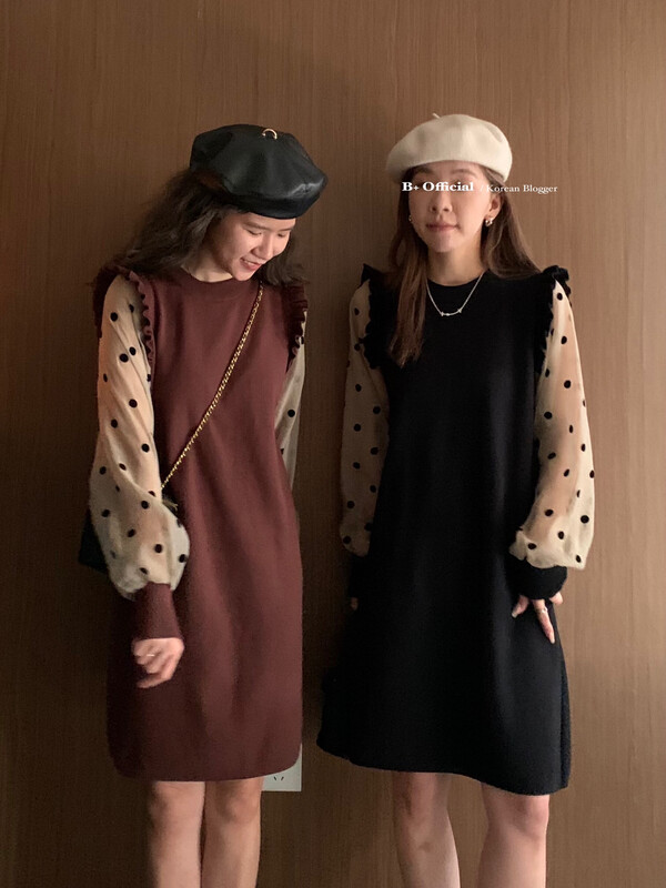 [B Plus] Early winter fresh and age-reducing design mosaic polka-dot flocking dress 22-8333-2