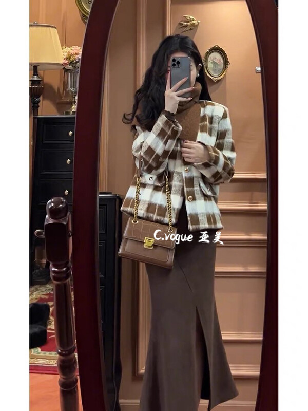 【C.VOGUE】Temperament plaid fashion loose short jacket (with detachable hat) 3577# PCZ
