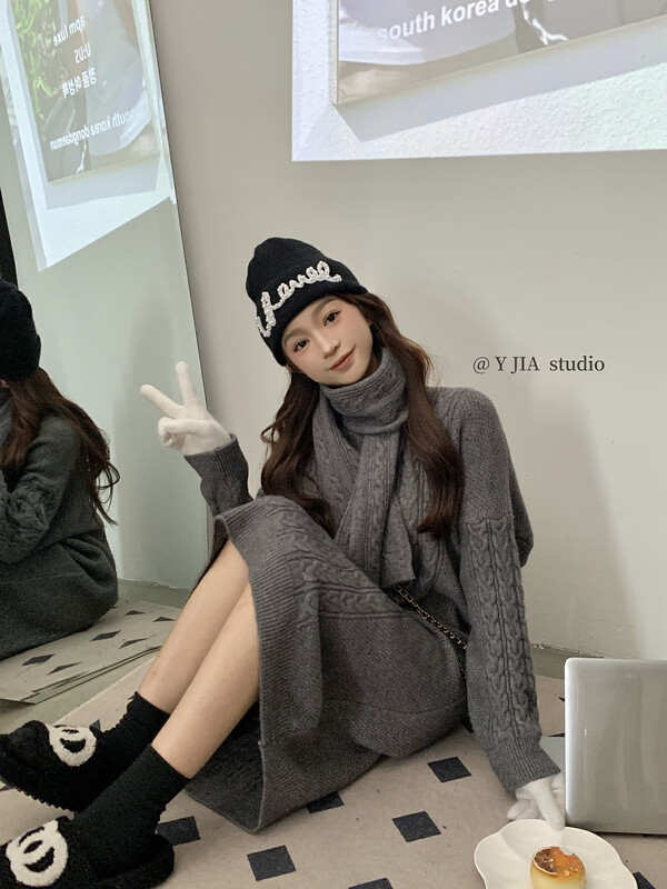 [Y.JIA] Temperament is thin and gentle Korean scarf knitted dress sweater (with scarf) 878